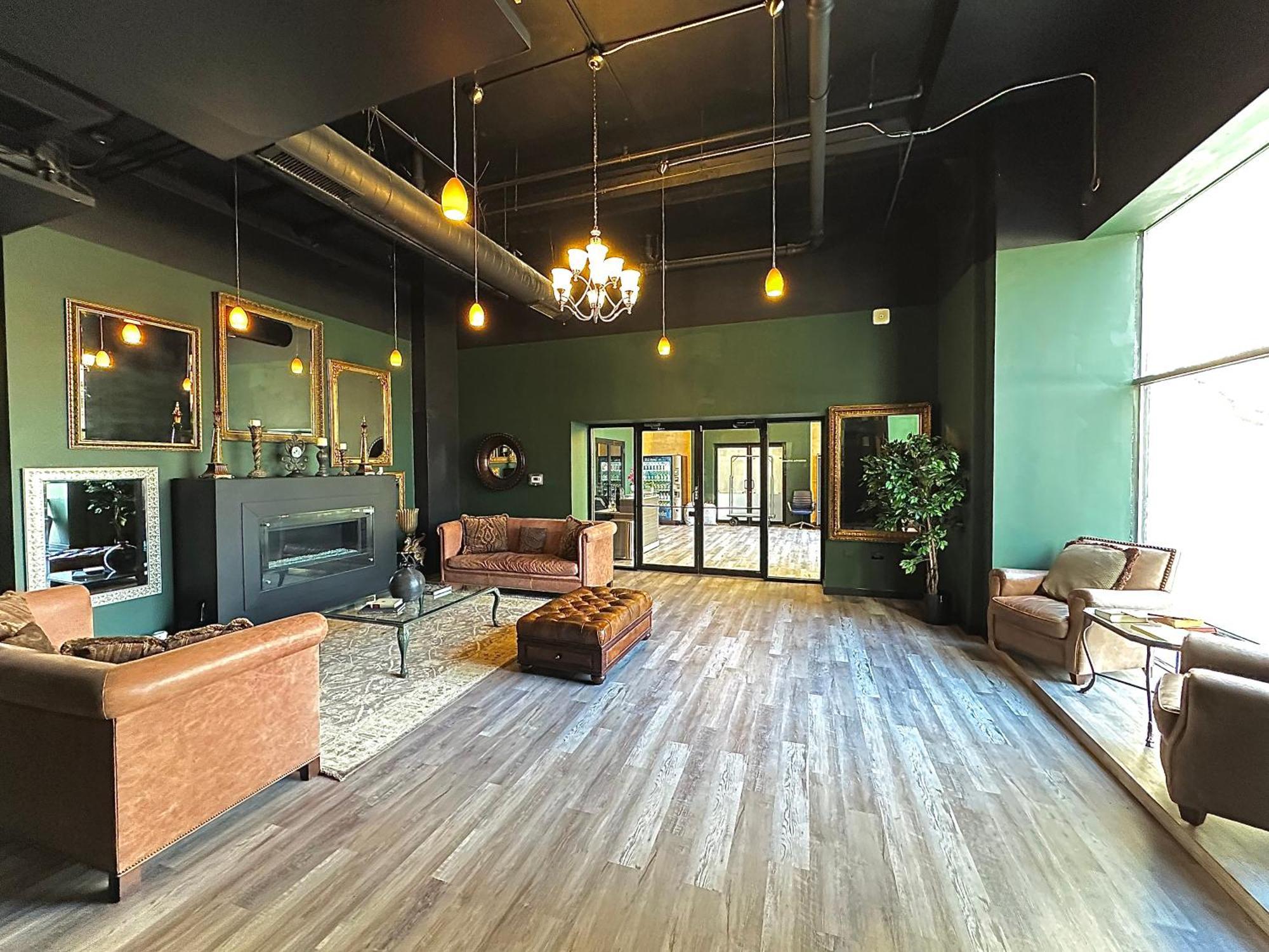 Family Friendly 2Br South Loop Suite With Optional Parking And Gym Access Sleeps Up To 8 Near Mccormick Place And Soldier Field Чикаго Екстериор снимка