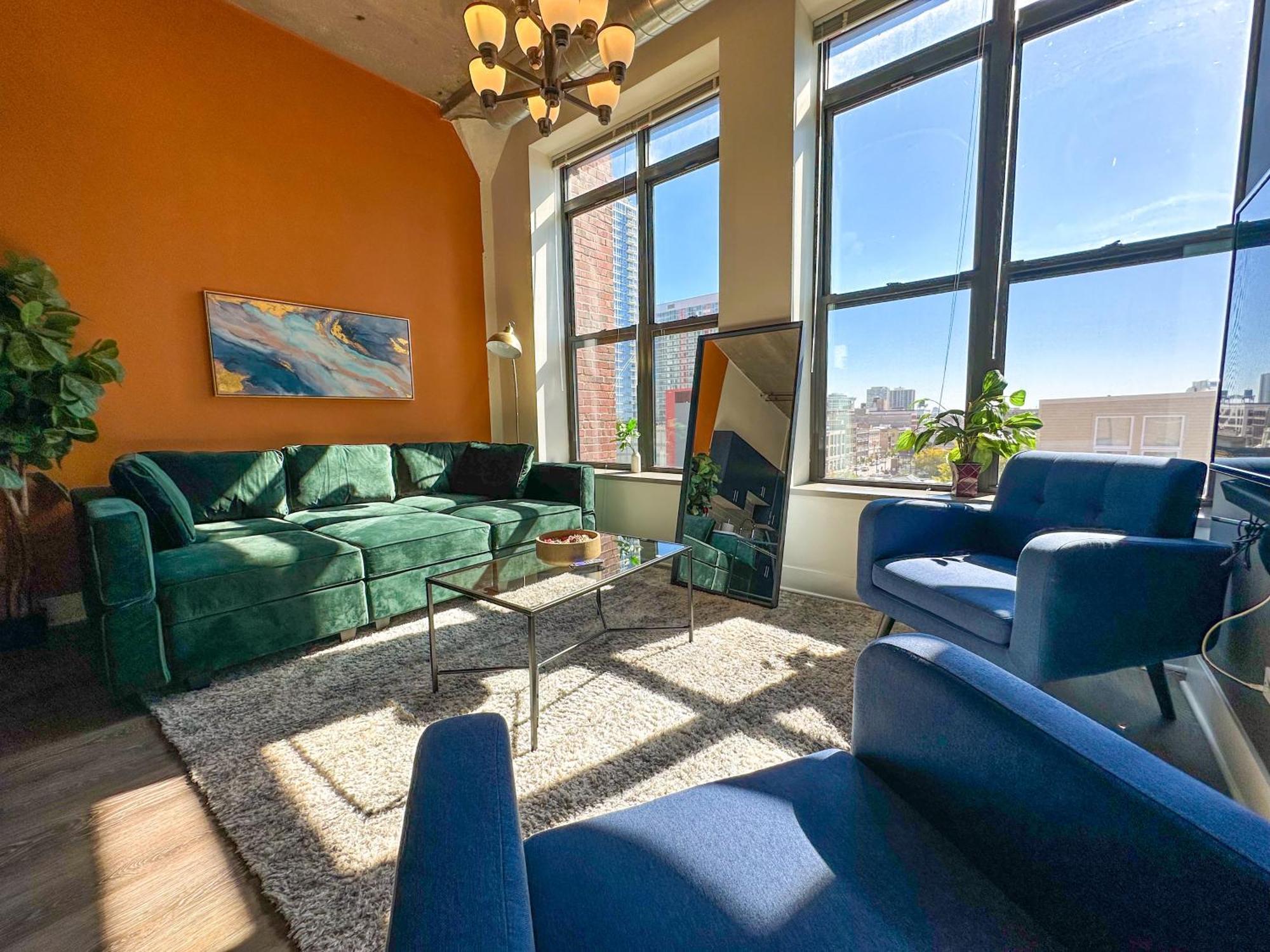 Family Friendly 2Br South Loop Suite With Optional Parking And Gym Access Sleeps Up To 8 Near Mccormick Place And Soldier Field Чикаго Екстериор снимка